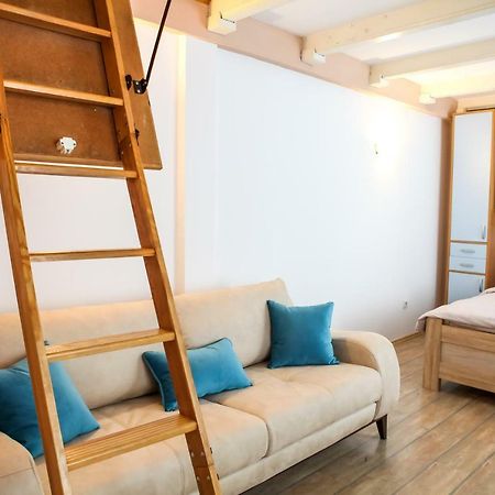 Sara Apartment Cetinje Exteriör bild